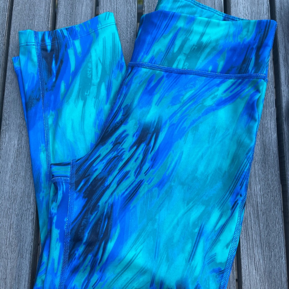 Capri workout leggings